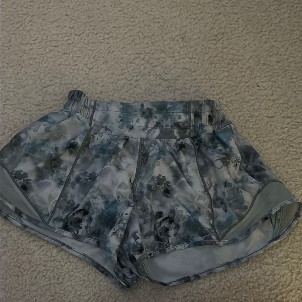 Lululemon Athletica Gray Athletic Shorts Moisture-Wicking Design